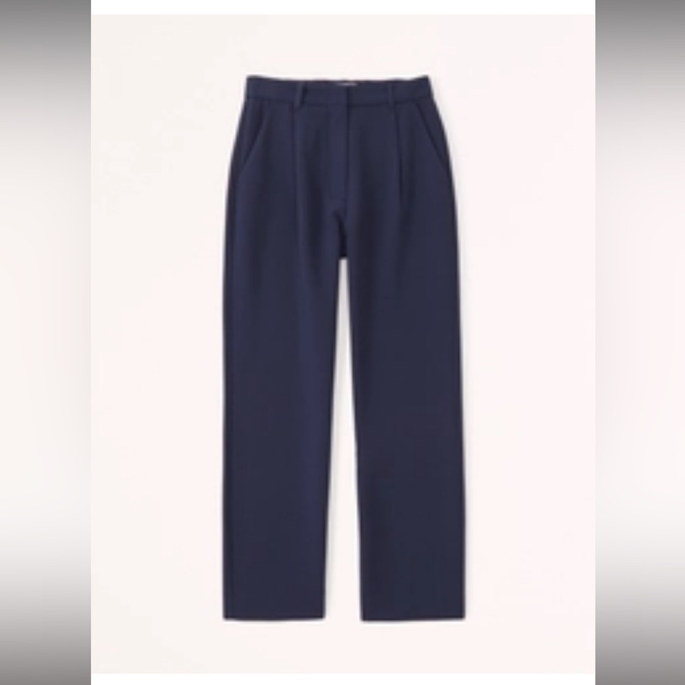 Abercrombie & Fitch Tailored Relaxed Straight Pant